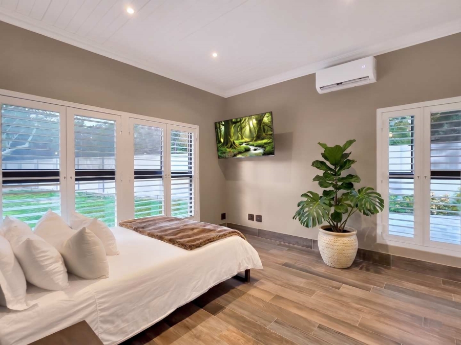 7 Bedroom Property for Sale in Durbanville Western Cape